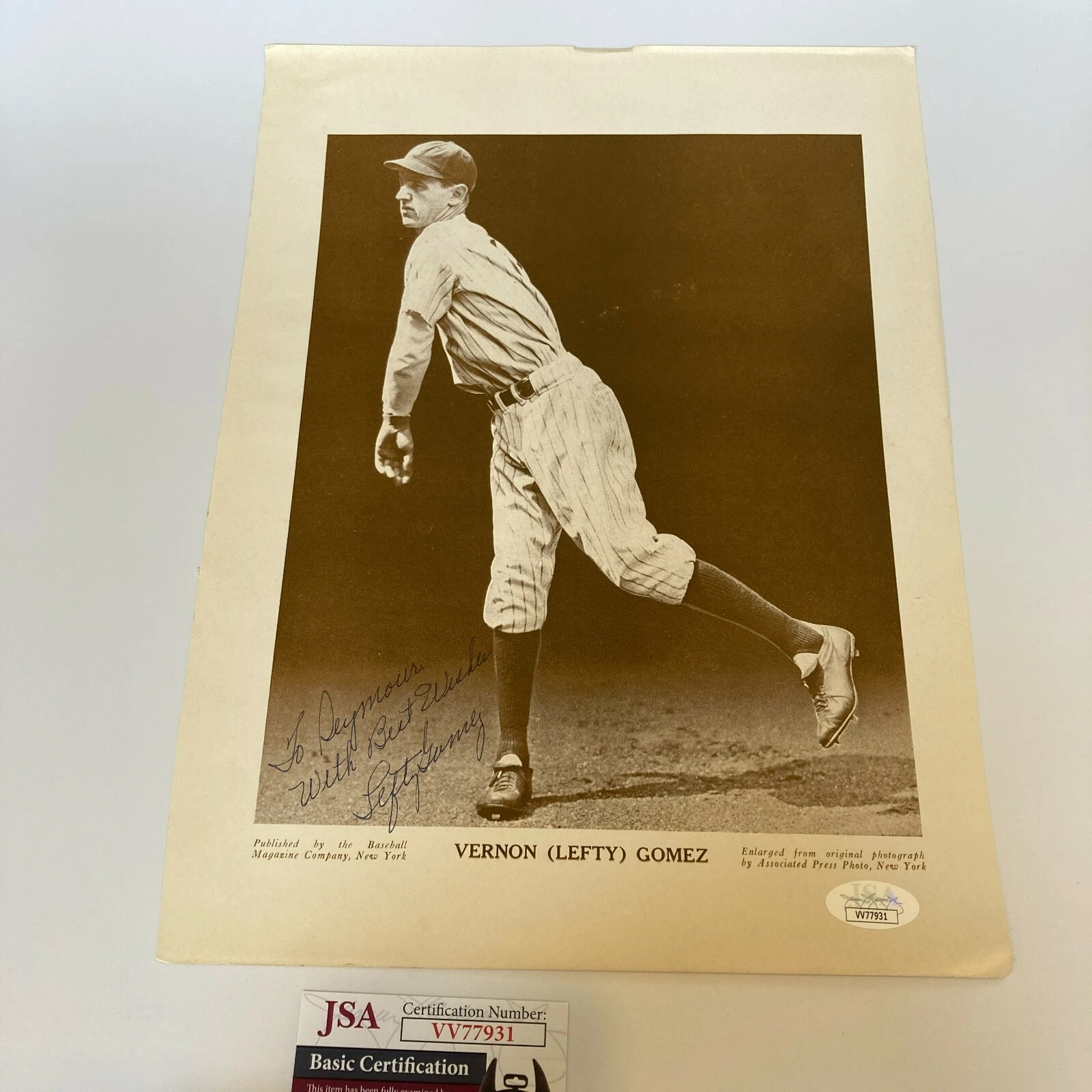 Lefty Gomez Signed Autographed 1942 M114 Baseball Magazine Premium JSA COA