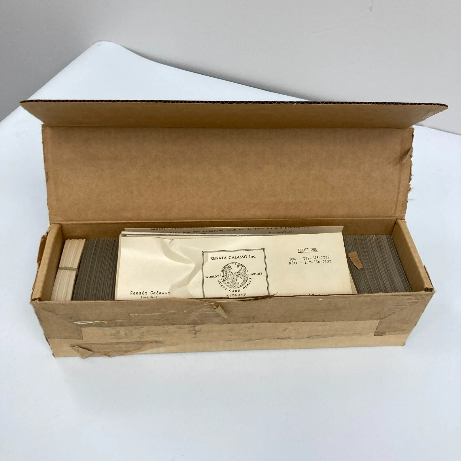 BEAUTIFUL 1980 TOPPS BASEBALL COMPLETE SET WITH TCMA GALLSASO SET COLLECTIBLE MEMORABILIA