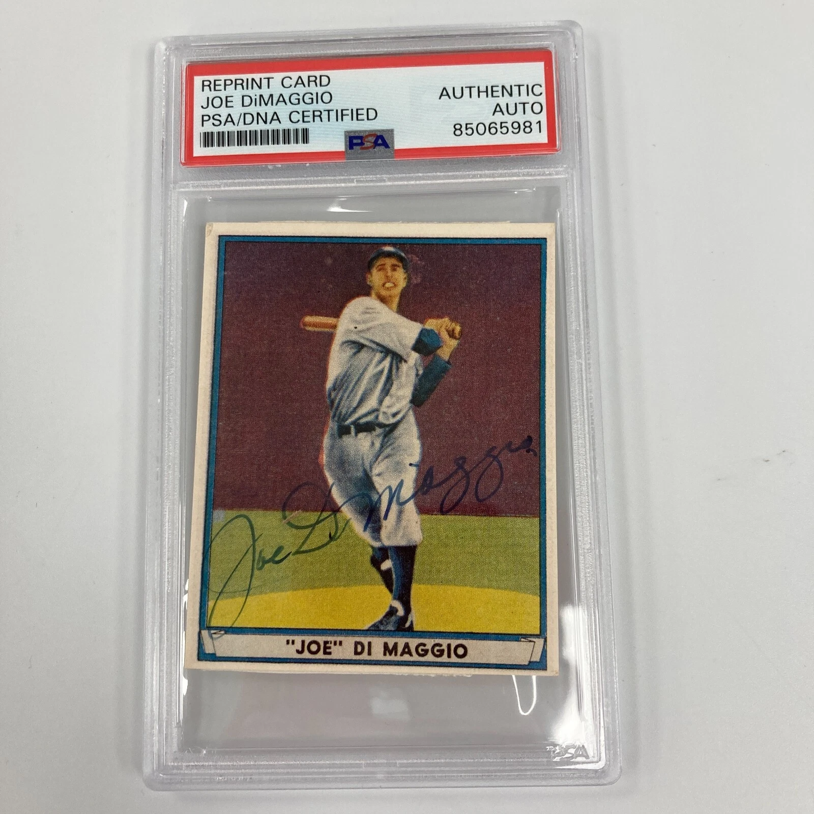 1941 PLAY BALL JOE DIMAGGIO SIGNED 1980’S BASEBALL CARD PSA DNA AUTO COLLECTIBLE MEMORABILIA