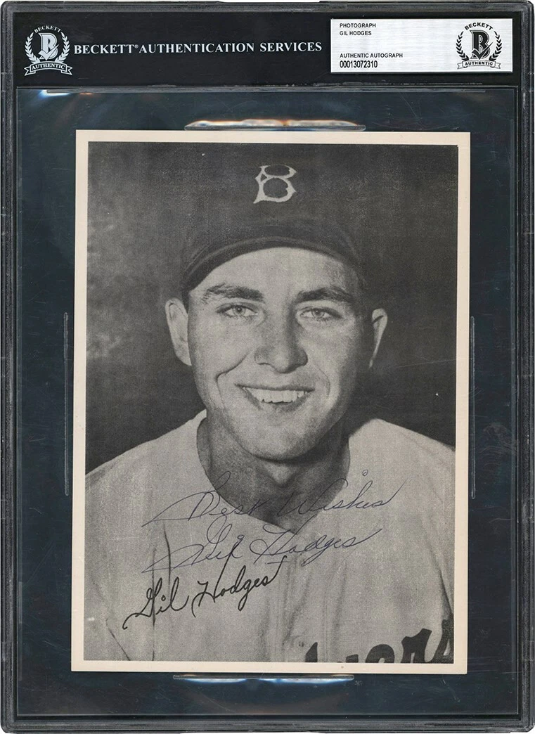 1948 BROOKLYN DODGERS TEAM ISSUE GIL HODGES SIGNED ROOKIE CARD RC BGS COLLECTIBLE MEMORABILIA