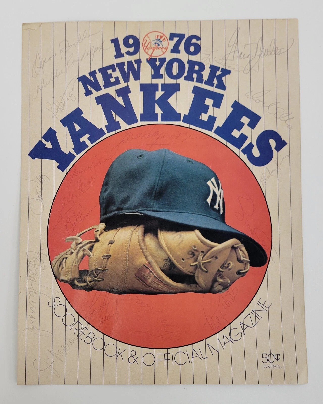 1976 New York Yankees Team Signed Scorebook Beckett COA