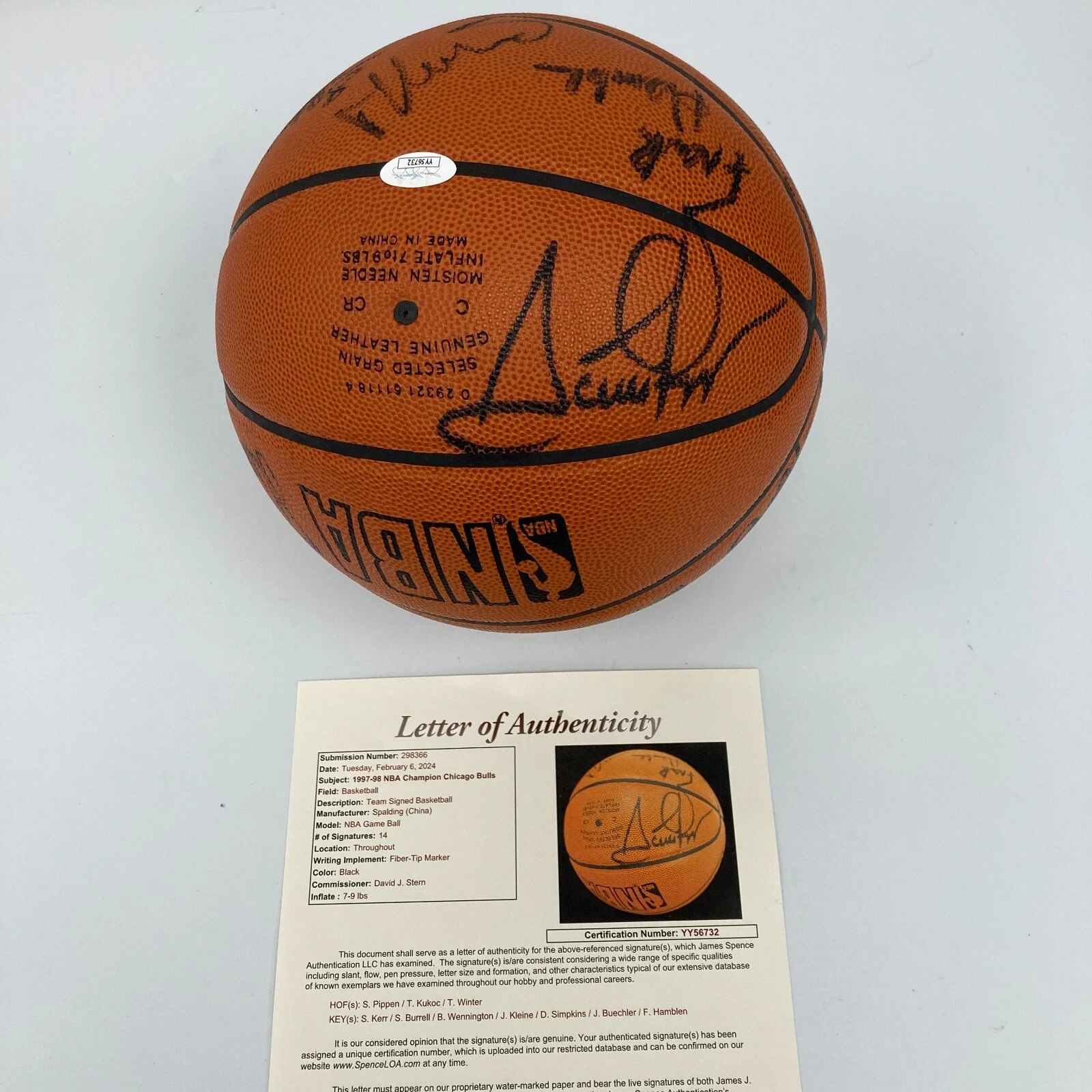 1997-98 Chicago Bulls NBA Champs Team Signed Game Basketball The Last Dance JSA