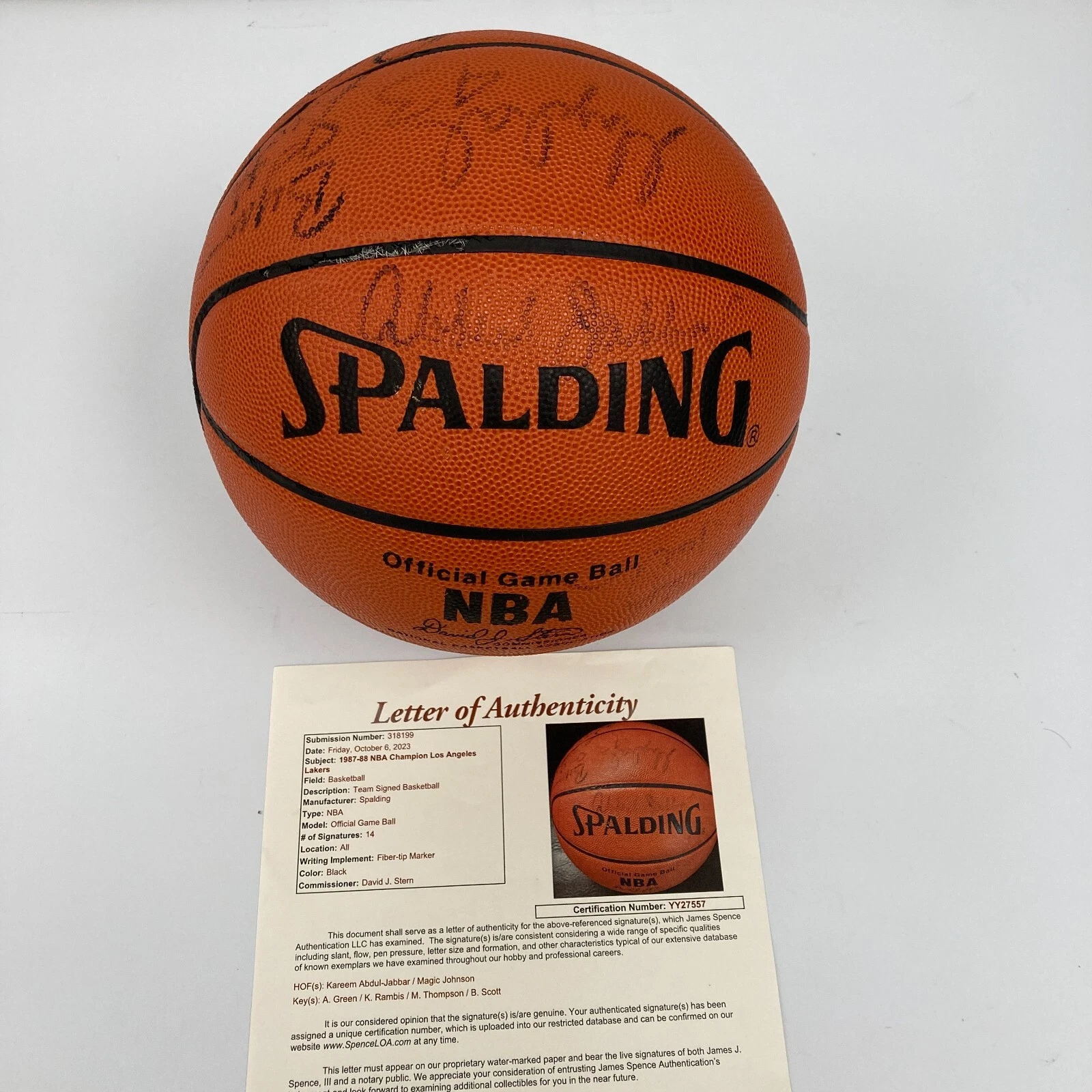 1987-88 Los Angeles Lakers NBA Champions Team Signed NBA Game Basketball JSA COA