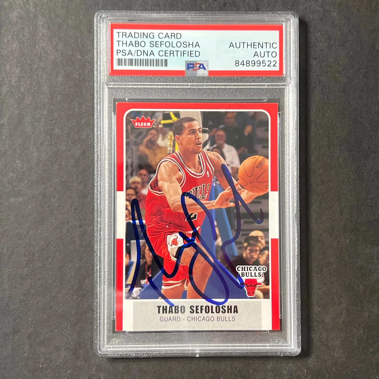2007-08 Fleer Basketball #33 Thabo Sefolosha Signed Card Auto PSA/DNA Slabbed Bu