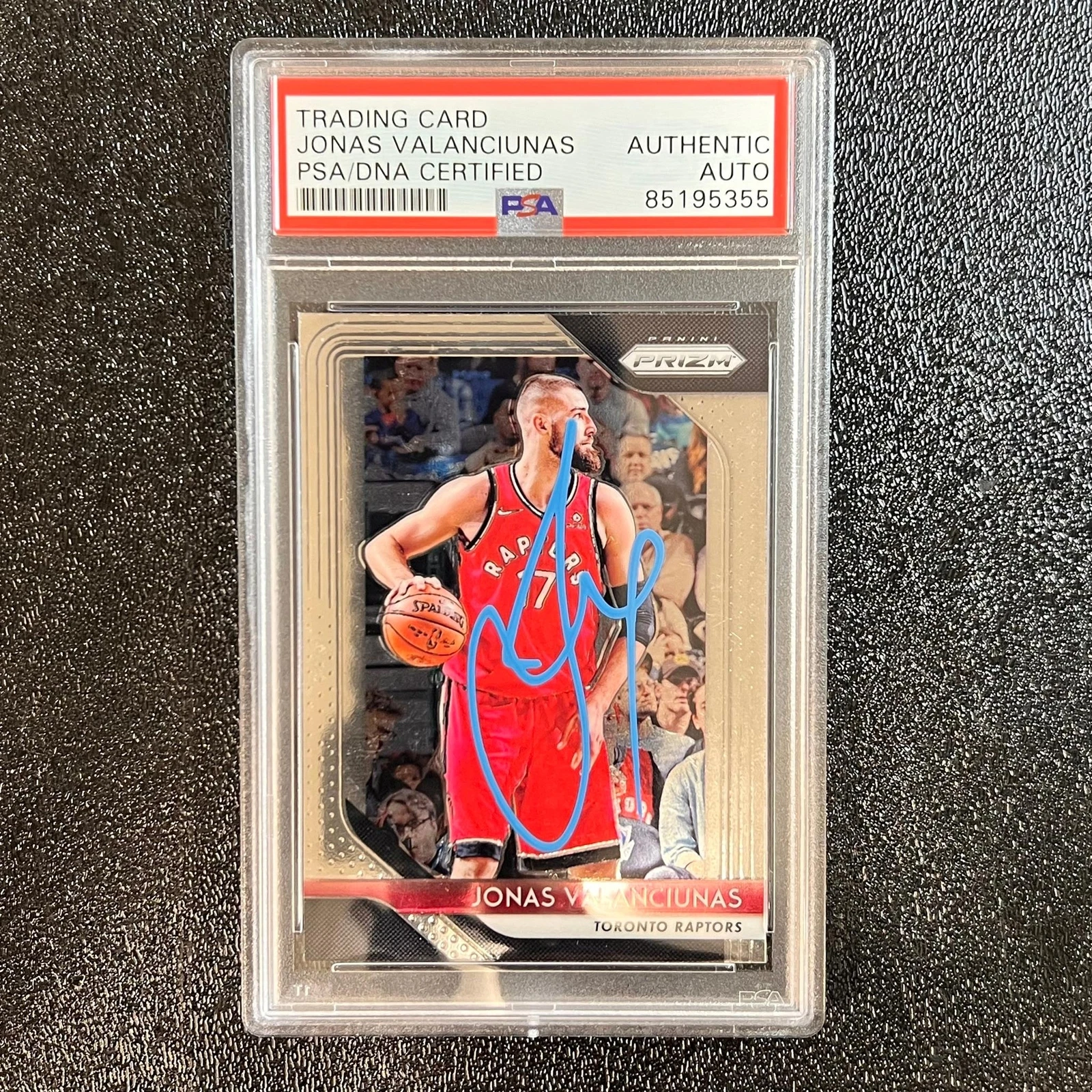 2018-19 Panini Prizm Black #93 Jonas Valanciunas Signed Card AUTO 10 PSA Slabbed