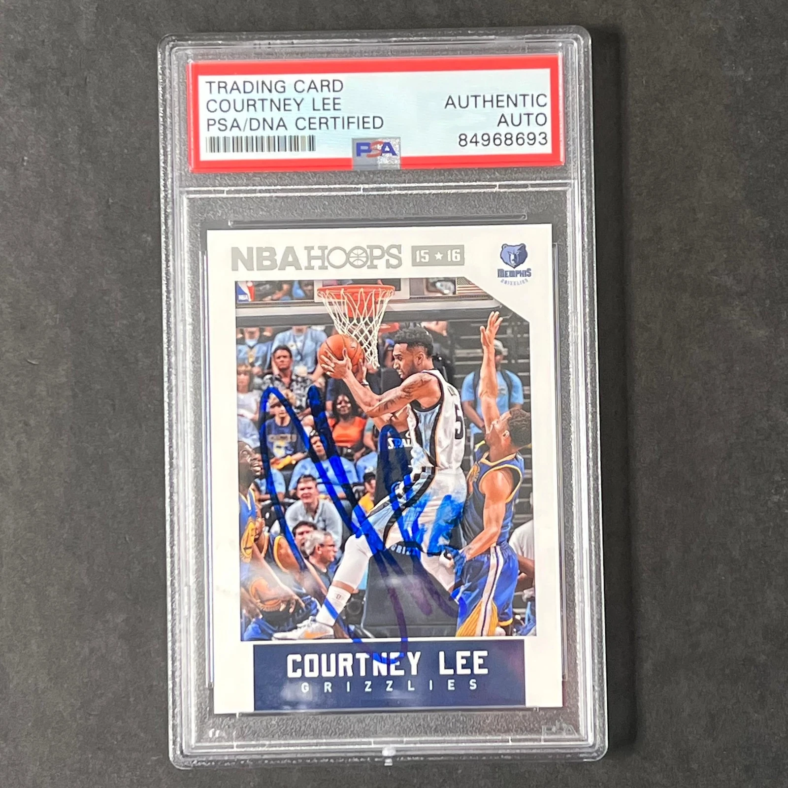 2015-16  Panini Hoops #217 Courtney Lee Signed Card AUTO PSA Slabbed Grizzlies