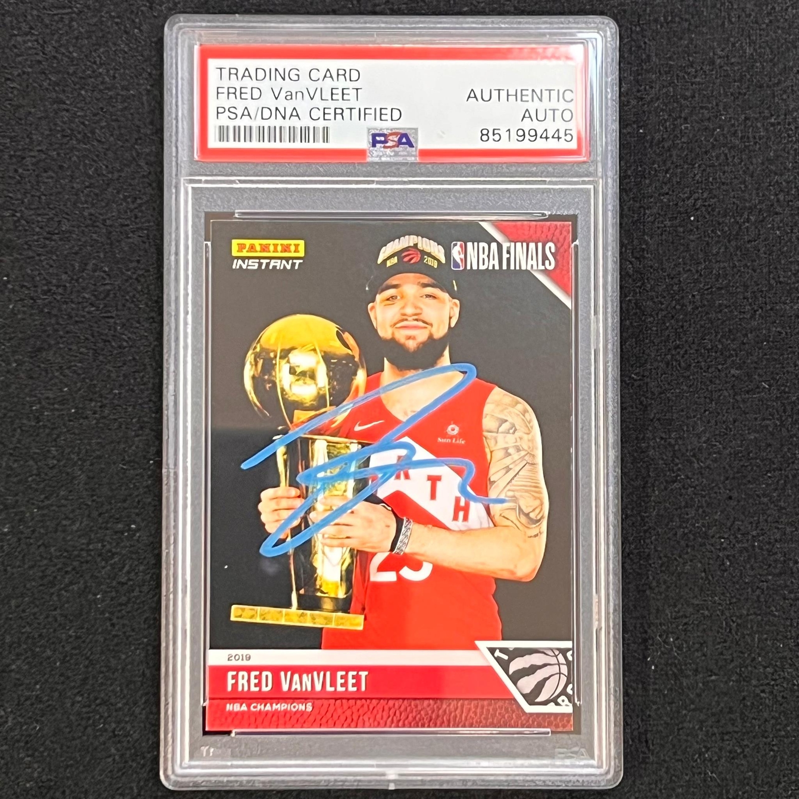 2018-19 Panini Instant #17 Fred VanVleet Signed Card AUTO PSA Slabbed Raptors