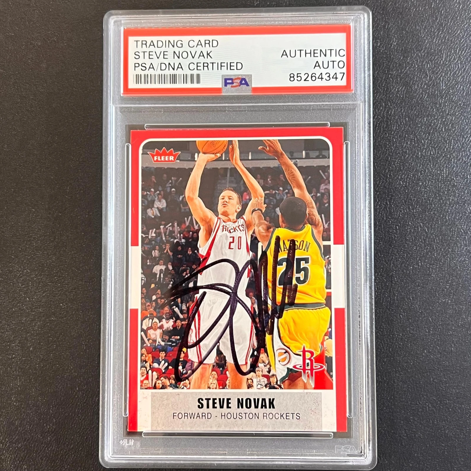 2007-08 Fleer #172 Steve Novak Signed Card AUTO PSA Slabbed Rockets