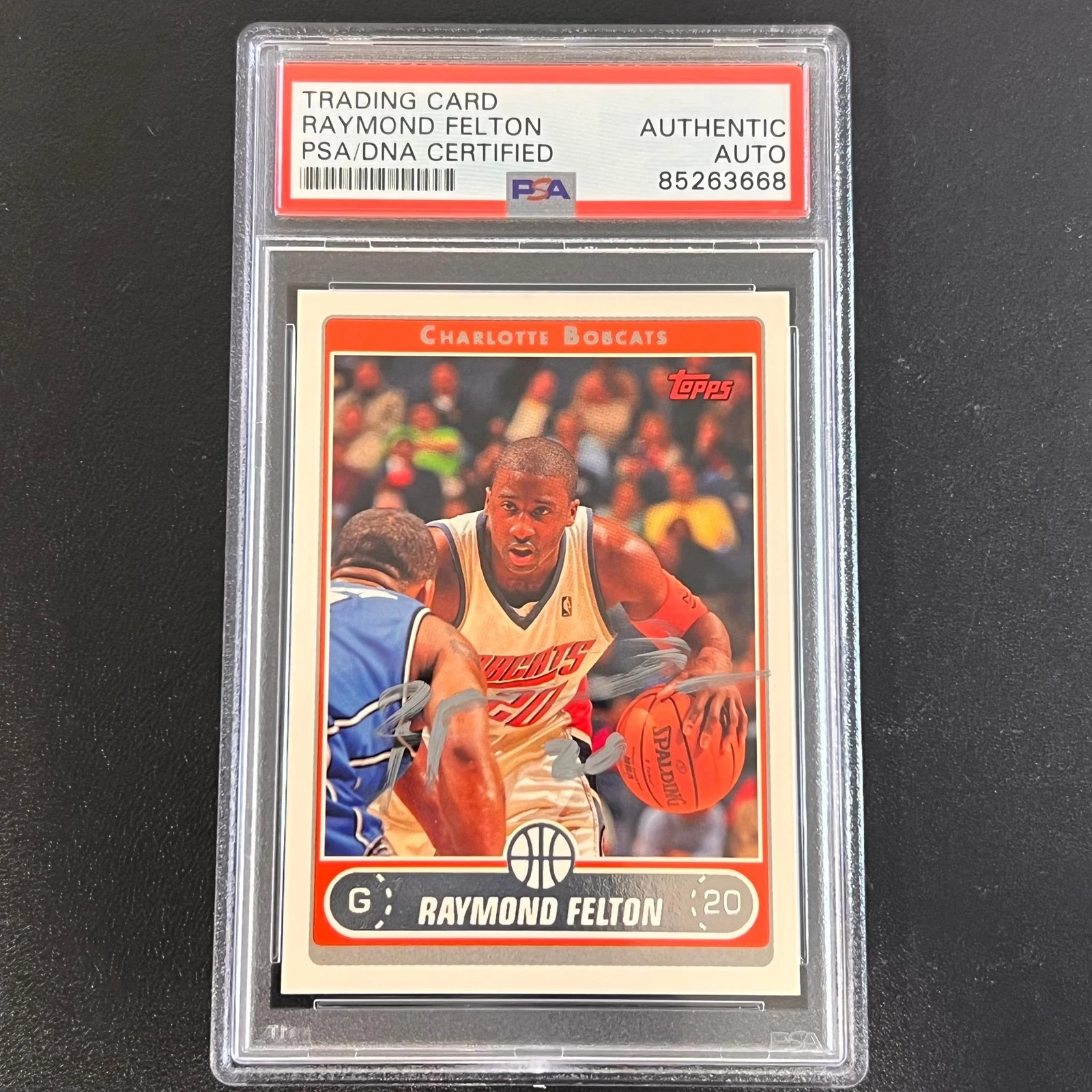 2006 Topps NBA Properties #20 Raymond Felton Signed Card AUTO PSA/DNA Slabbed Bo