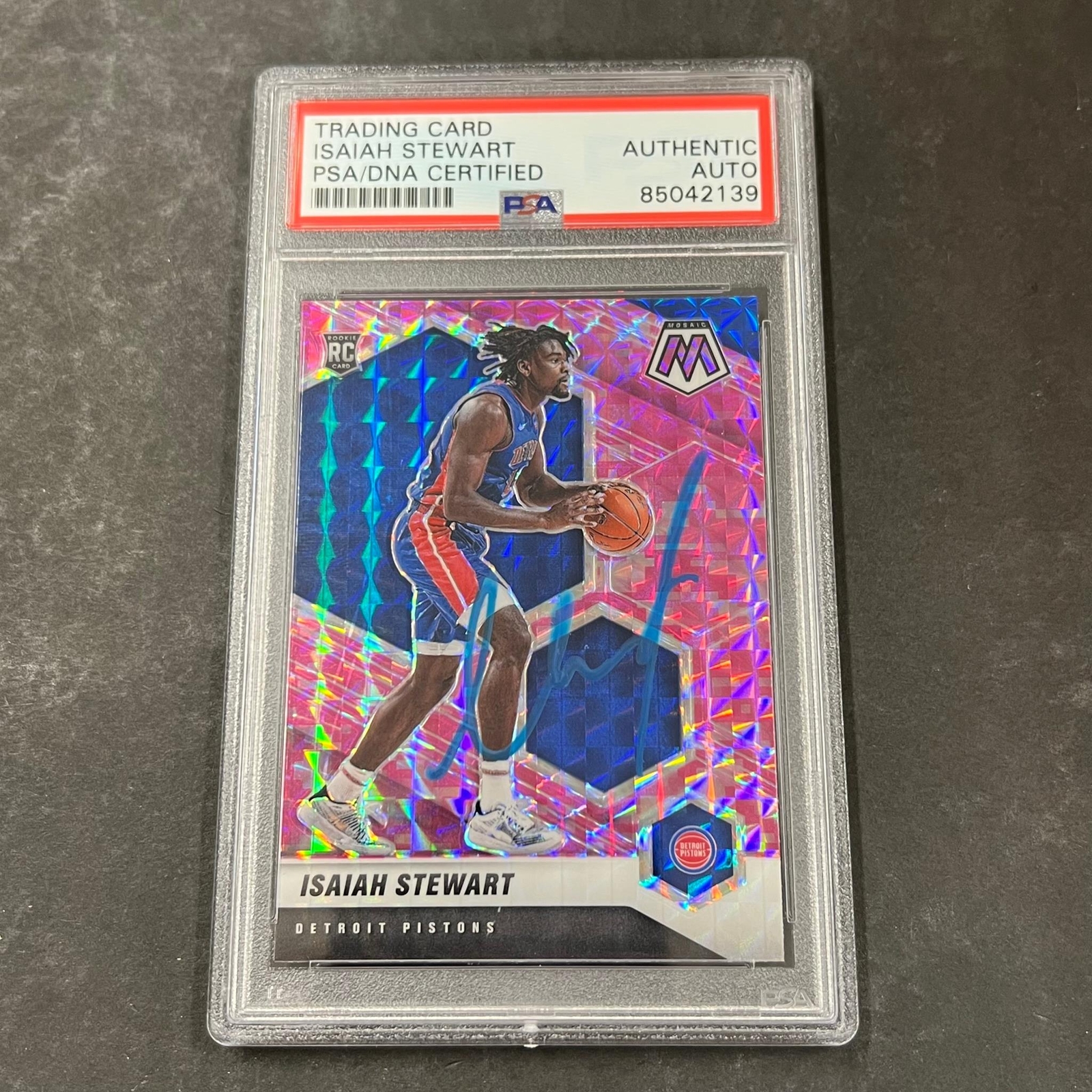 2020-21 Panini Mosaic #223 Isaiah Stewart Signed Card AUTO PSA Slabbed RC Piston