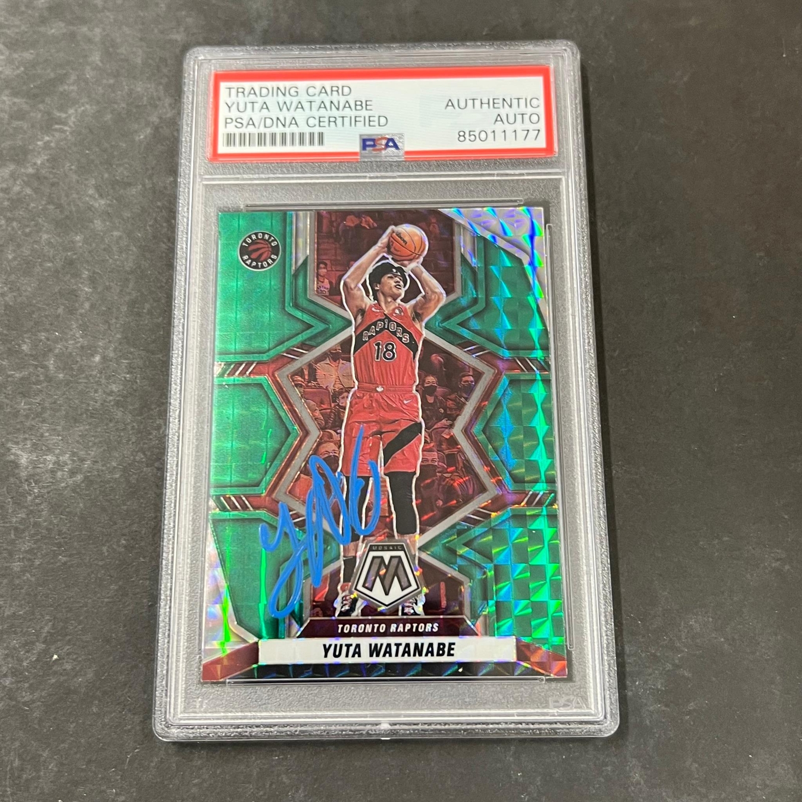 2021-22 Panini Mosaic #100 Yuta Watanabe signed Auto Card PSA/DNA Slabbed Raptor