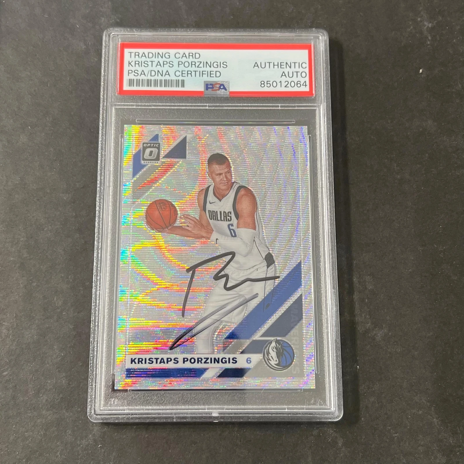 2019-20 Panini Donruss Optic #36 Kristaps Porzingis Signed Card AUTO PSA Slabbed