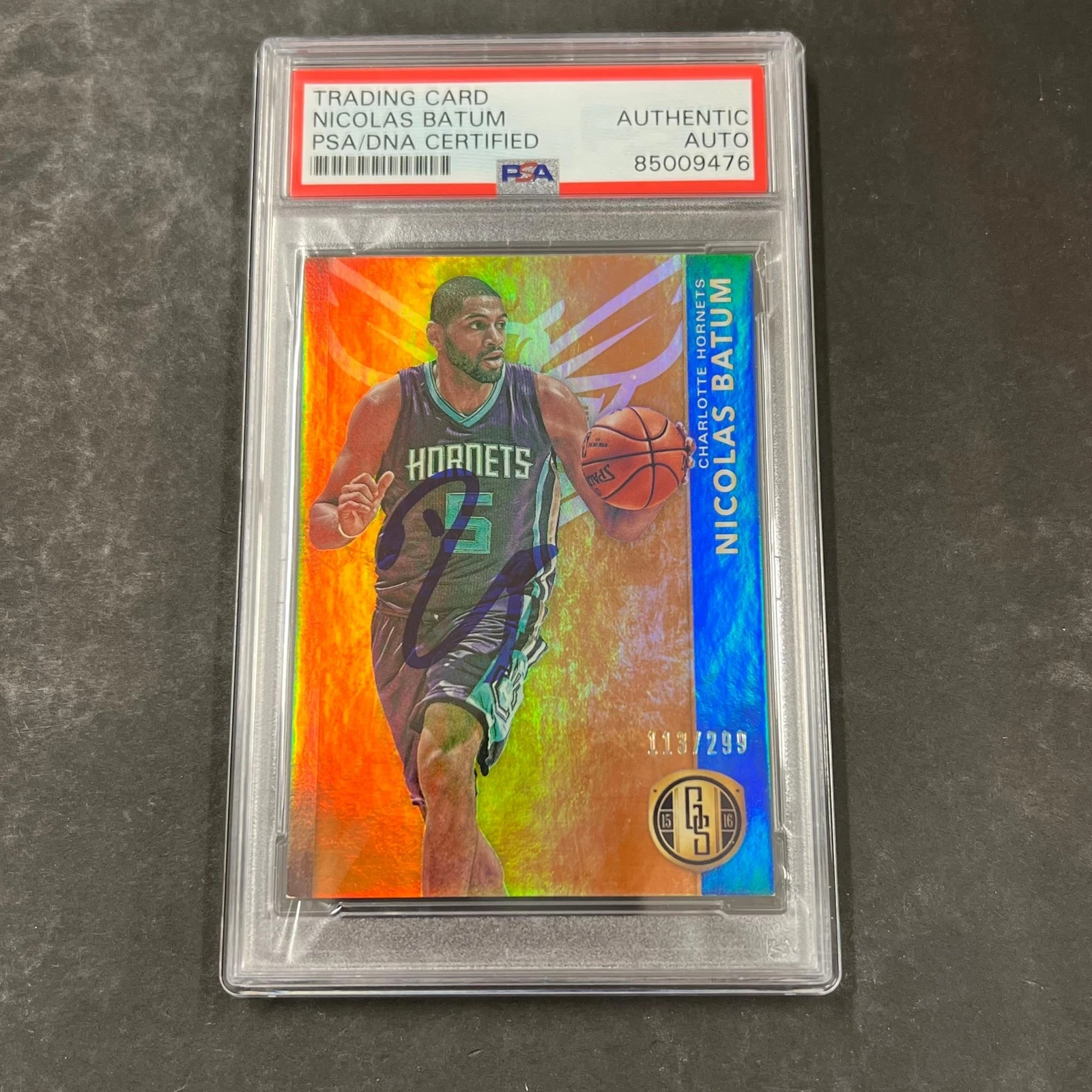 2015-16 Panini Gold Standard #67 Nicolas Batum Signed Card AUTO PSA Slabbed Horn