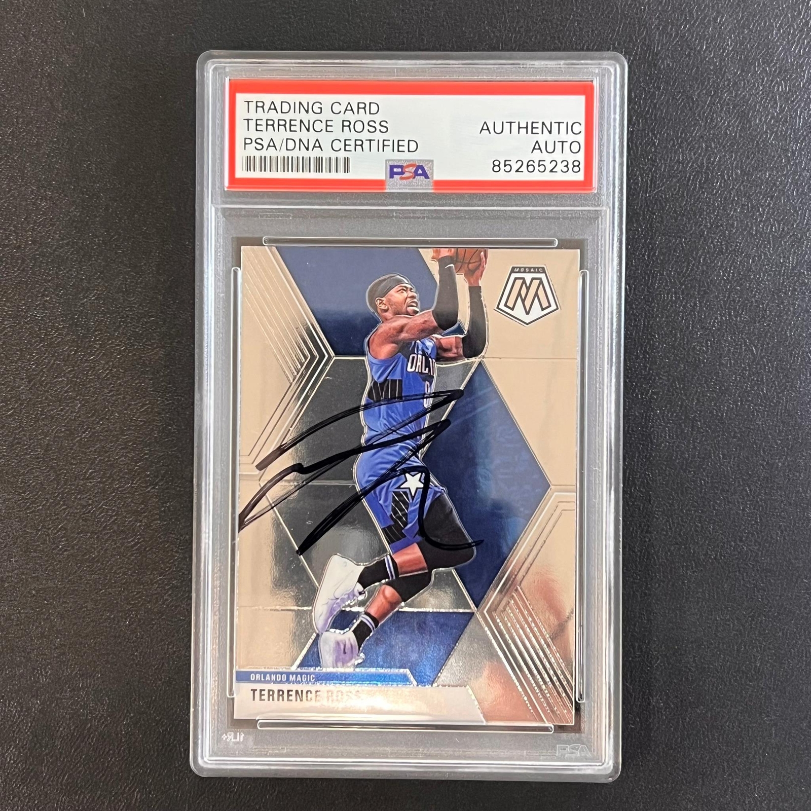 2019-20 Panini Mosaic #52 Terrence Ross Signed Card AUTO PSA/DNA Slabbed Magic
