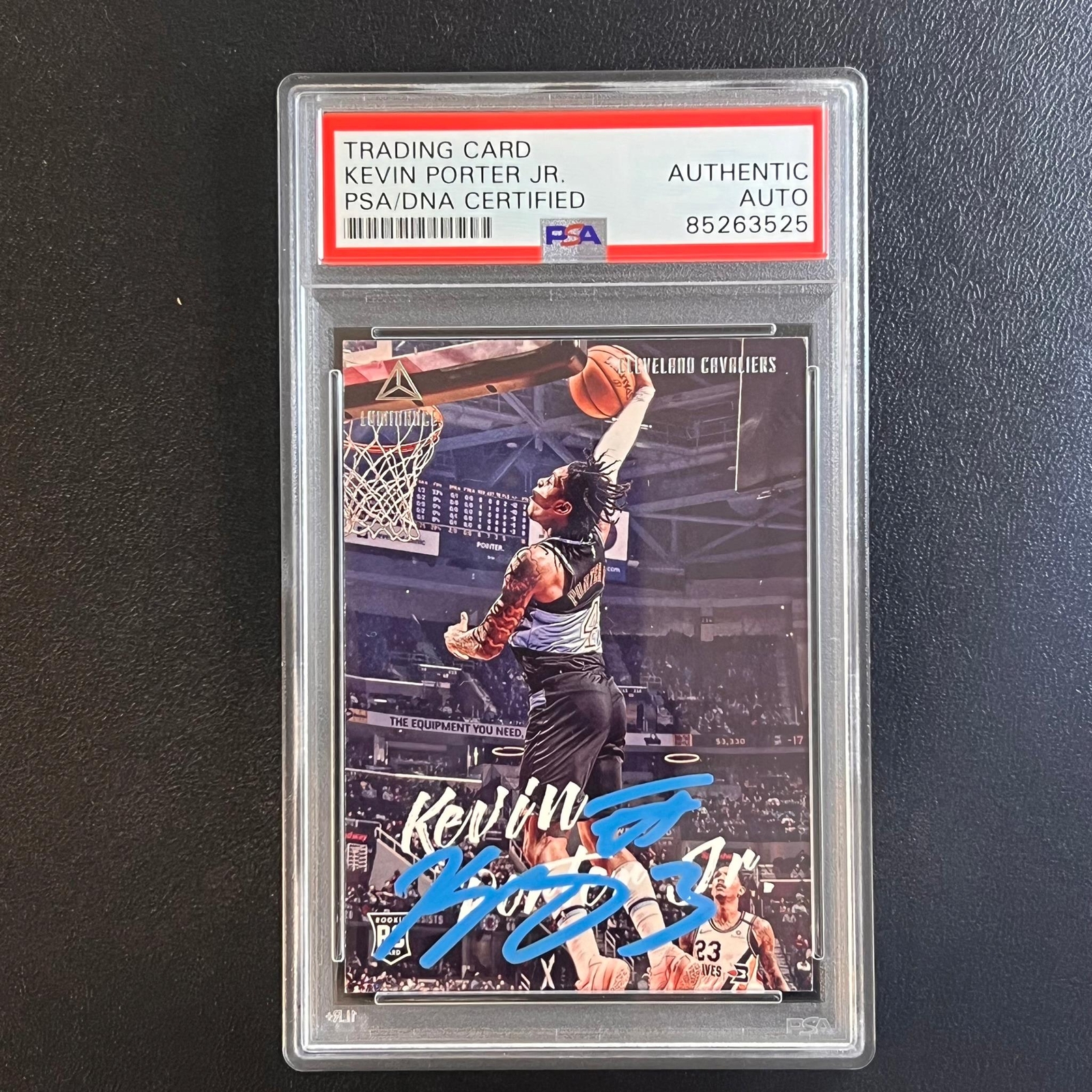 2019-20 Panini Chronicles Luminance #148 Kevin Porter Jr. Signed Card PSA AUTO S