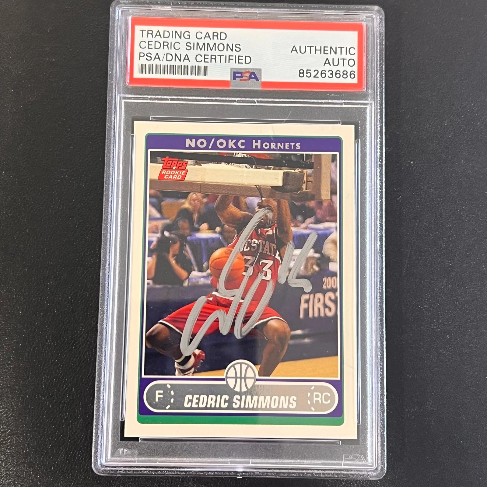 2006-07 Topps Rookie Card #233 Cedric Simmons Signed Card AUTO PSA Slabbed Horne