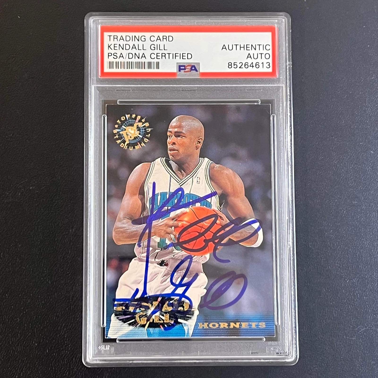 1996-97 Topps Stadium Club #300 Kendall Gill Signed PSA/DNA Slabbed Hornets