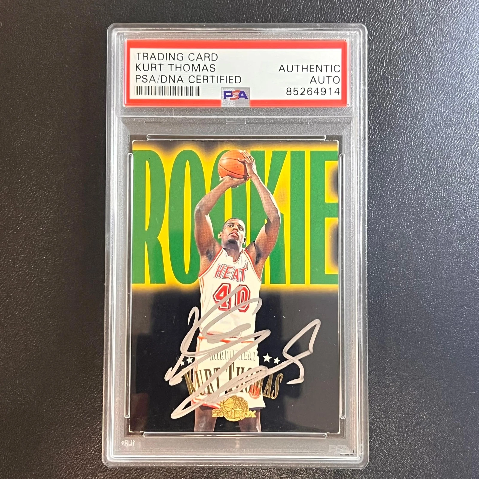 1996-97 Fleer Skybox Rookie Roadmap RC #231 Kurt Thomas Signed Rookie Card AUTO