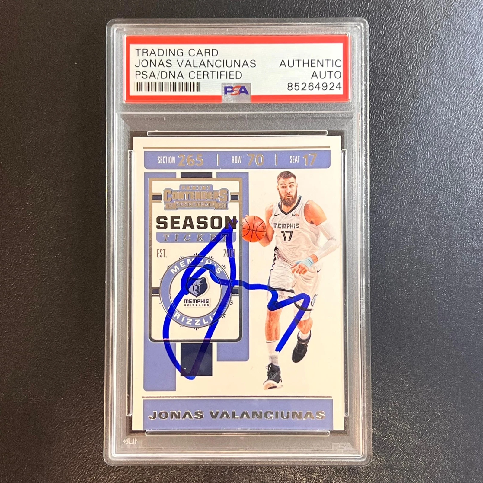 2019-20 Panini Contenders Basketball #48 Jonas Valanciunas Signed Card AUTO PSA