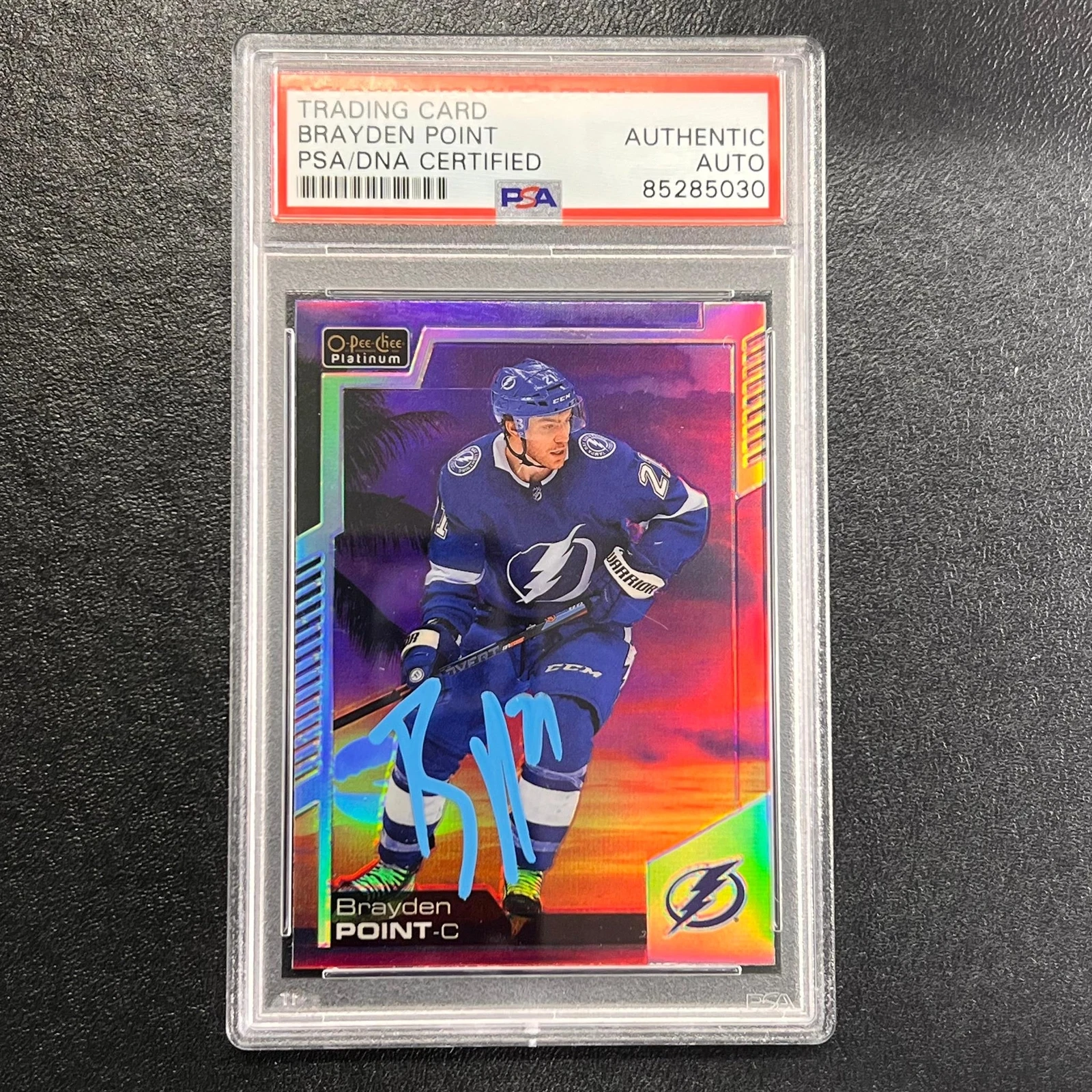 2020-21 O-Pee-Chee Sunset #102 Brayden Point Signed Card AUTO PSA/DNA slabbed Li