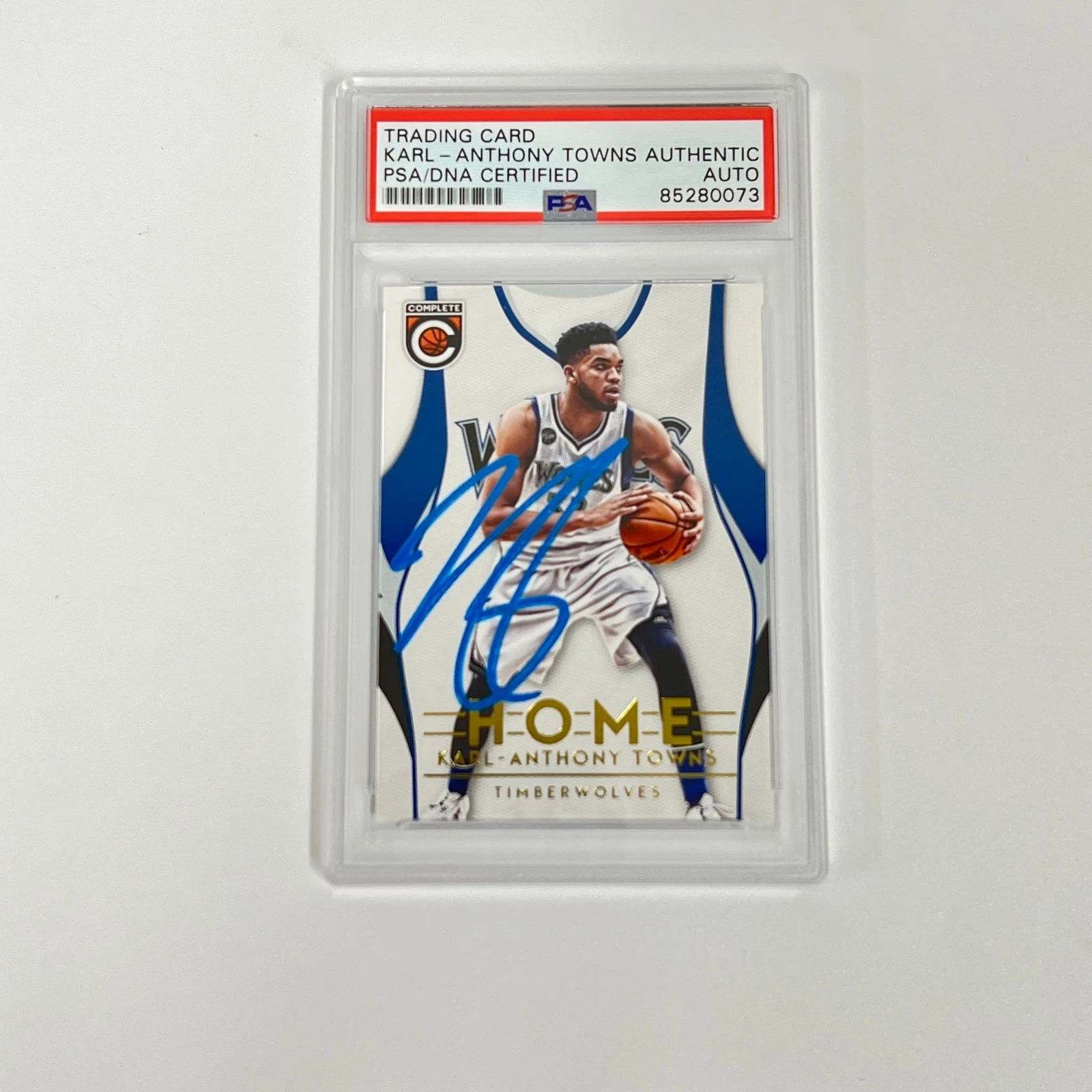 2016-17 Panini Complete #17 Karl-Anthony Towns Signed Card AUTO PSA Slabbed Timb