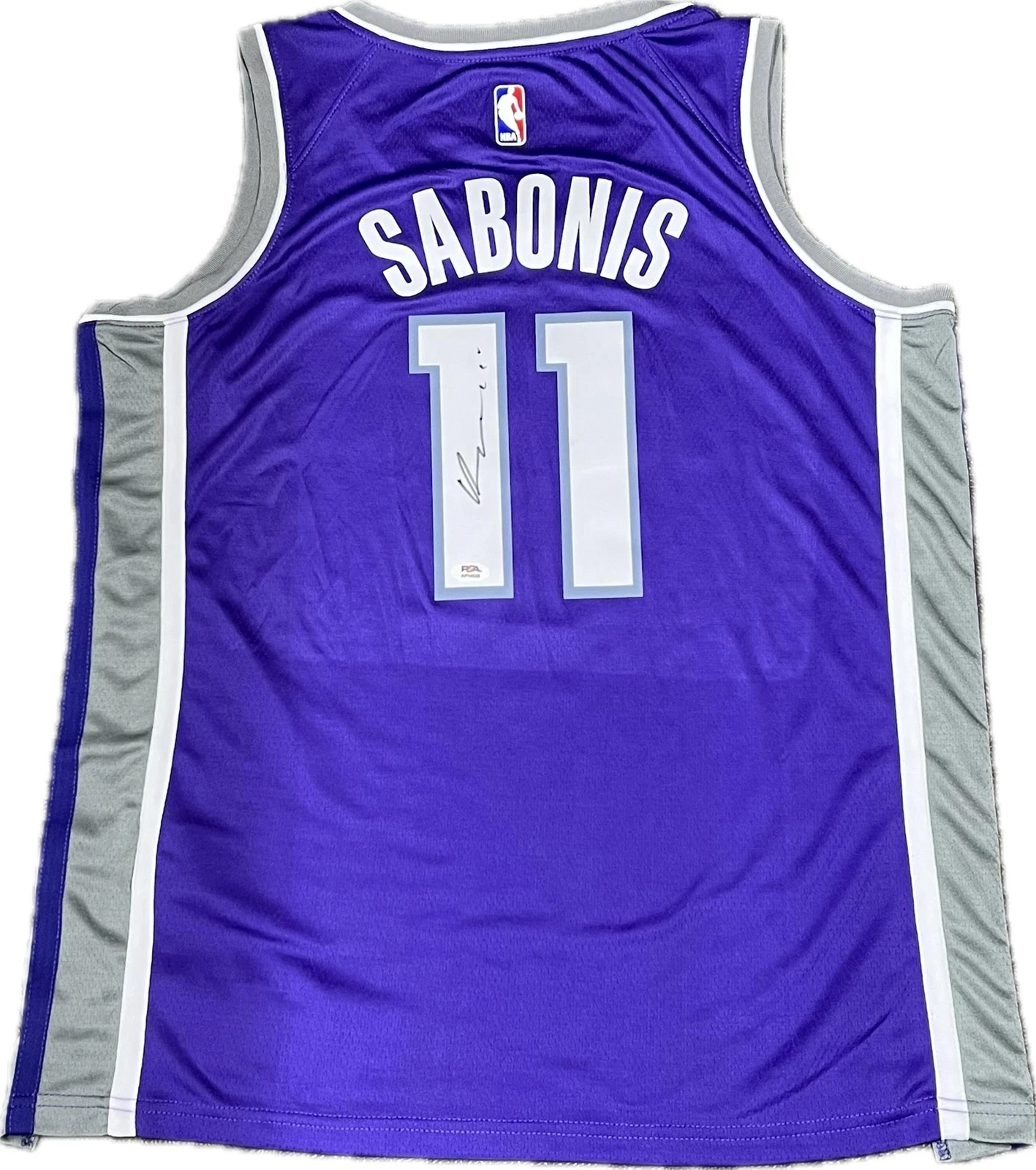 Domantas Sabonis signed jersey PSA/DNA Sacramento Kings Autographed