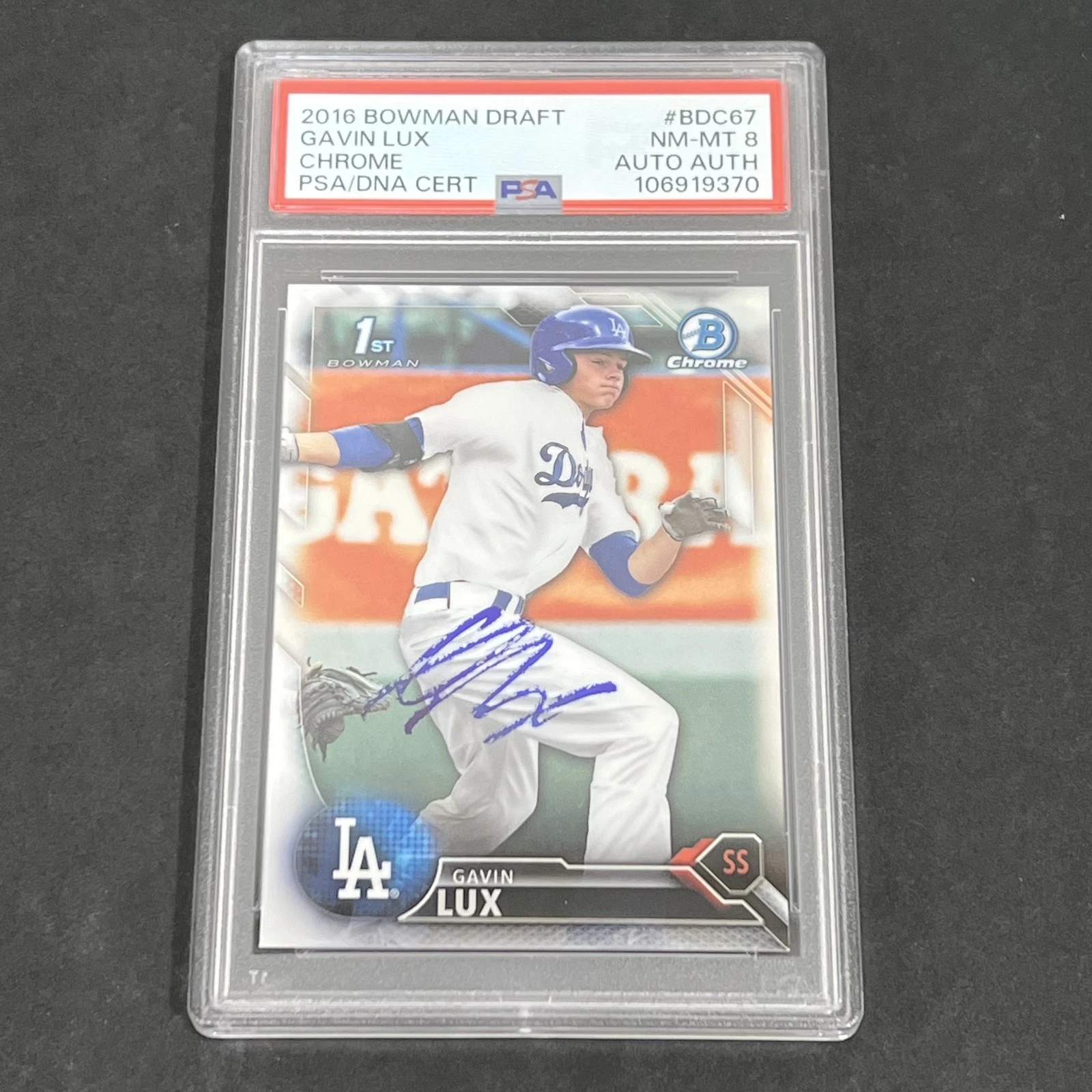 2016 Bowman Draft #BDC67 Gavin Lux Chrome signed card PSA 8 Auto A