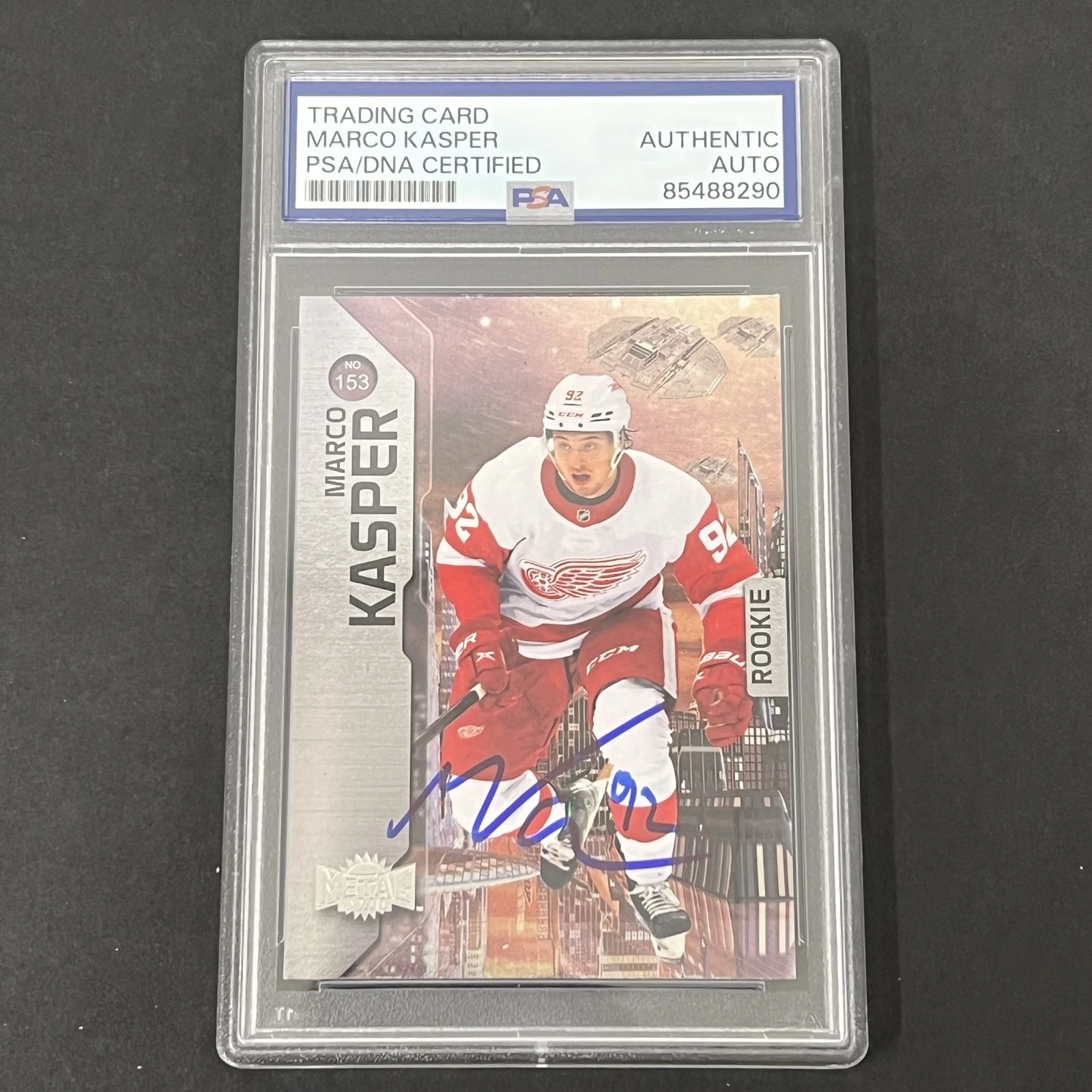 2023-24 Metal Universe Hockey #153 Marco Kasper signed card PSA Red Wings