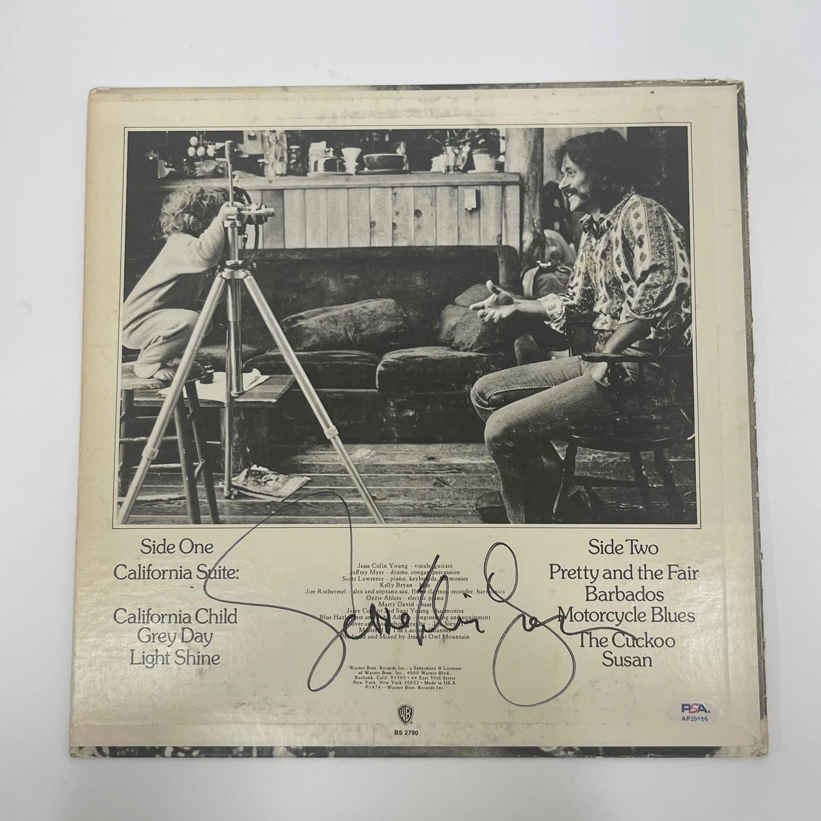 Jesse Colin Young signed Light Shine Vinyl PSA/DNA Album autographed