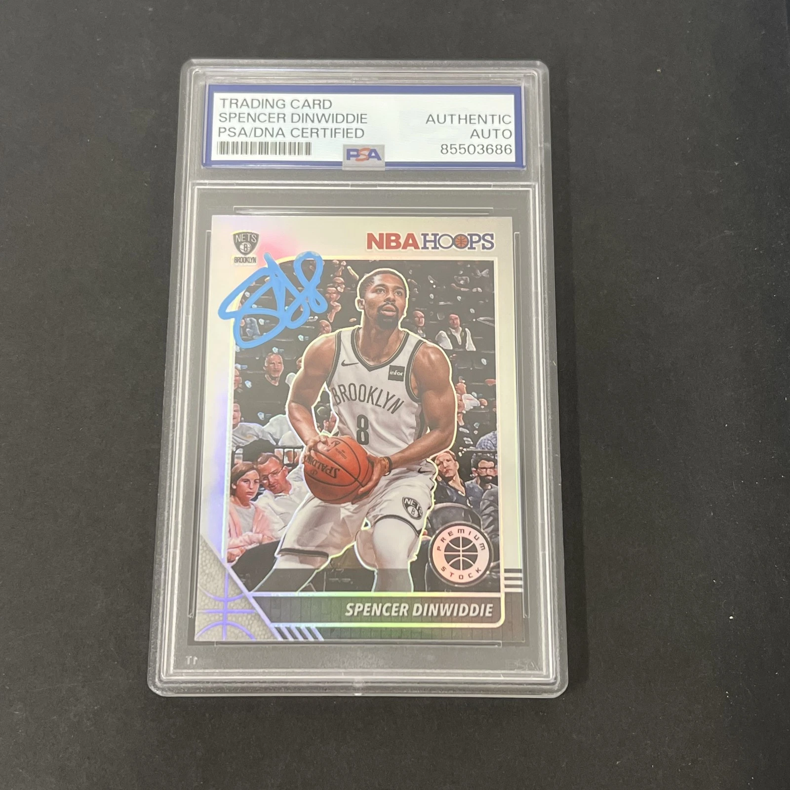 2019-20 Panini NBA Hoops Premium Stock #13 Spencer Dinwiddie signed card