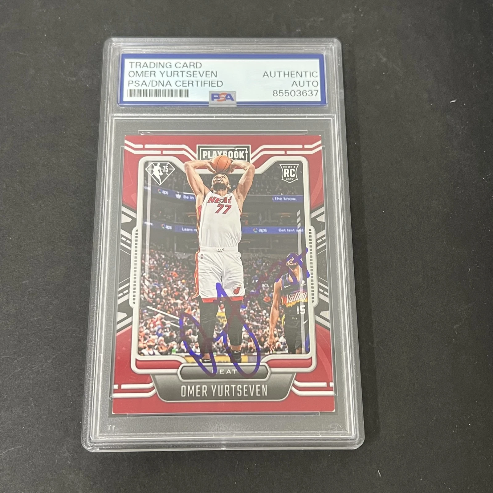 2021-22 Panini Chronicles Playbook #283 Omer Yurtseven signed card PSA Heat