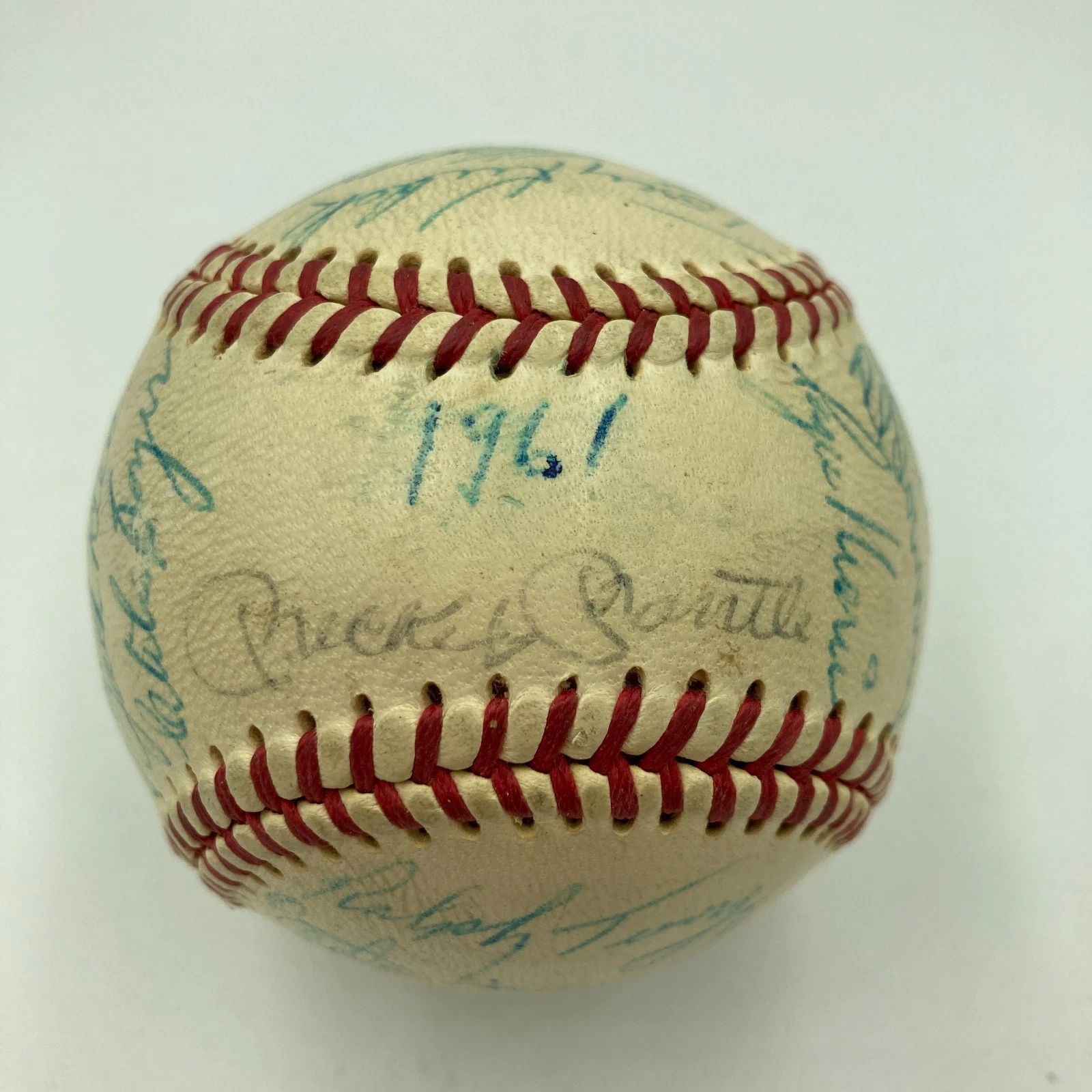 1961 New York Yankees World Series Champs Team Signed Baseball Mickey Mantle JSA