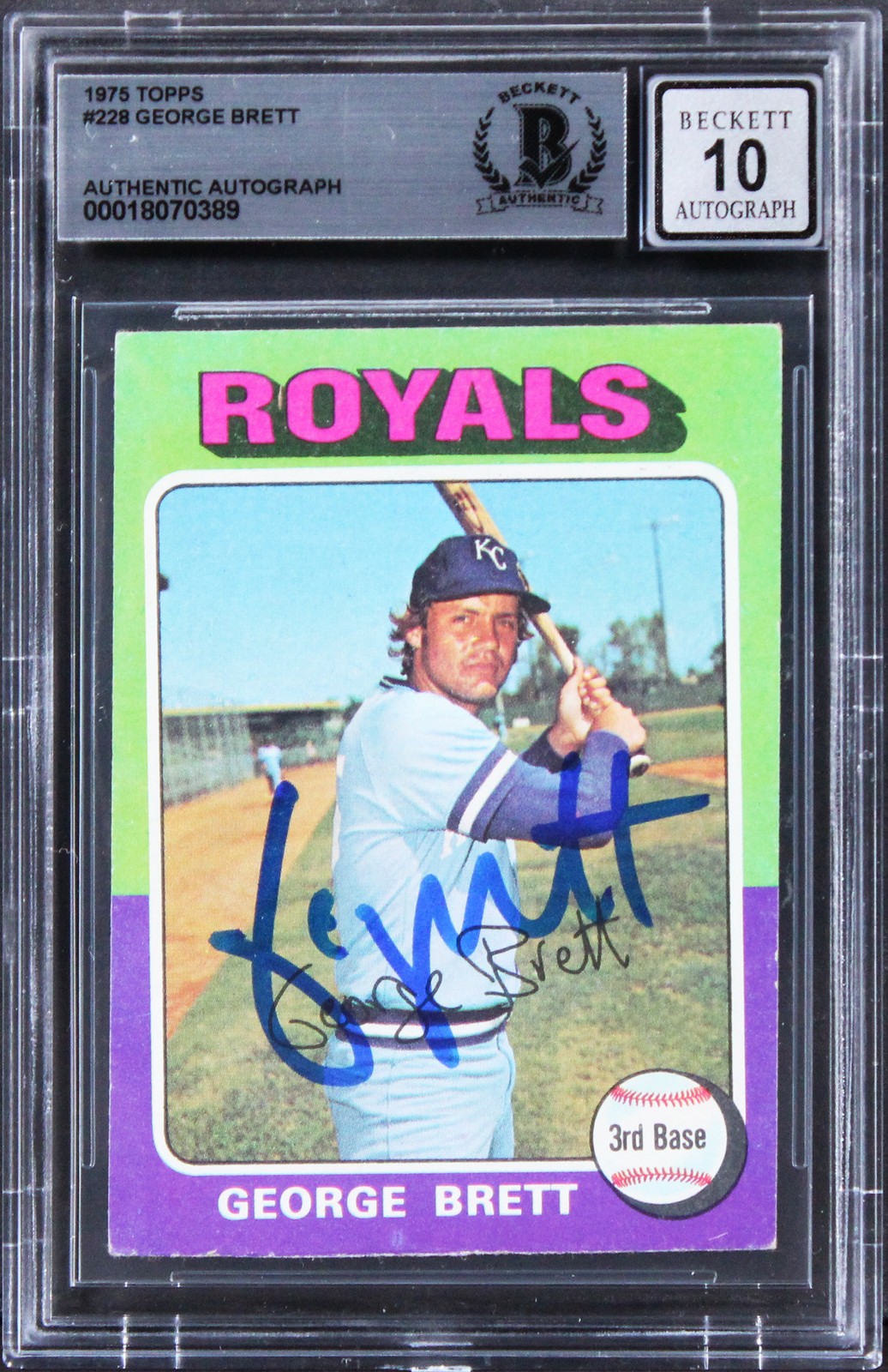 Royals George Brett Signed 1975 Topps #228 Card Auto Graded Mint 10! BAS Slabbed