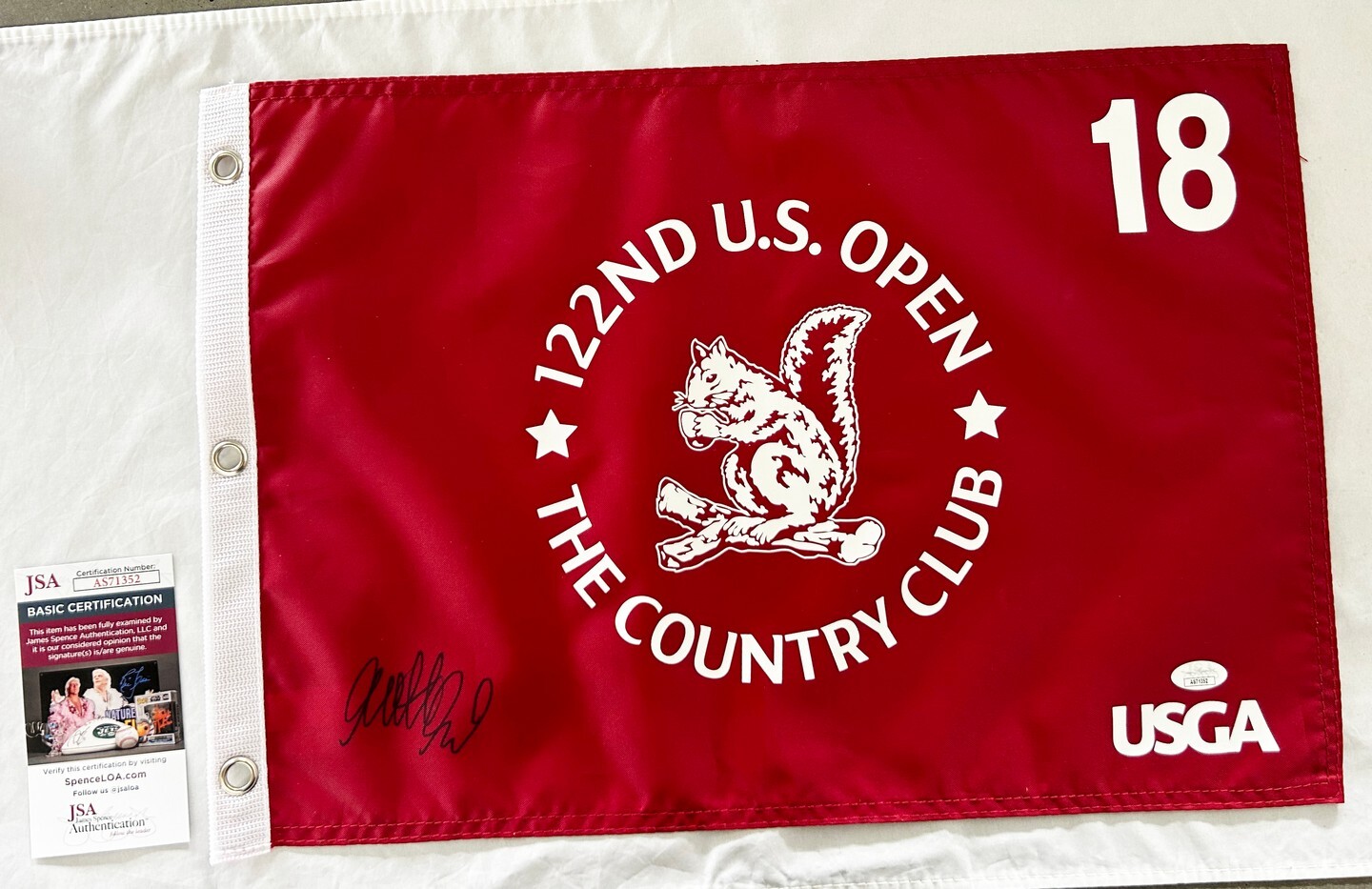 Matthew Fitzpatrick Signed 2022 US Open Flag JSA 1 COA