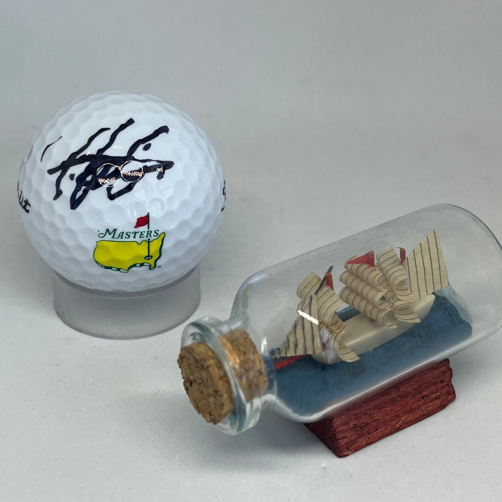 Hideki Matsuyama signed Masters Logo Golf Ball JSA COA PGA Auto A3605