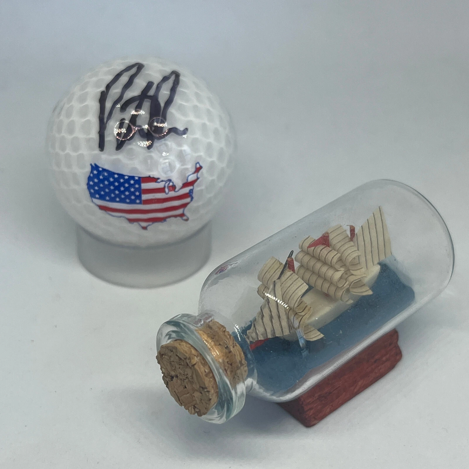 Patrick Reed signed USA Flag Logo Golf Ball JSA COA PGA Masters Winner A1055