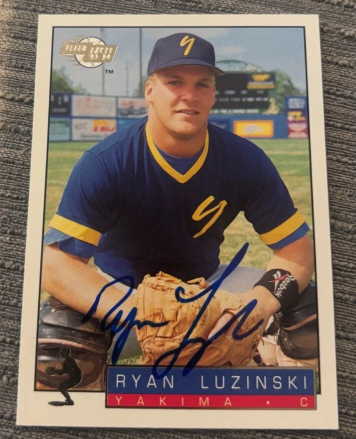 1993-94 Fleer Excel #218 Ryan Luzinski signed autographed card