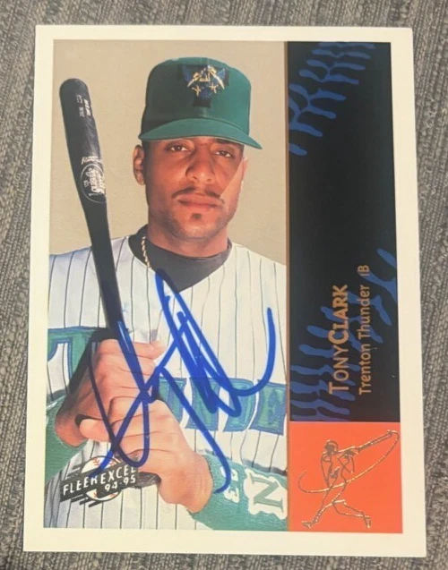 1994-95 Fleer Excel TONY CLARK signed autographed Card #47 Detroit Tigers