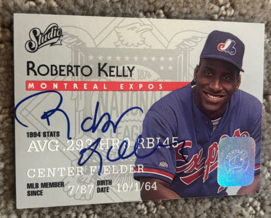 Roberto Kelly 1995 Studio signed autographed card Montreal Expos
