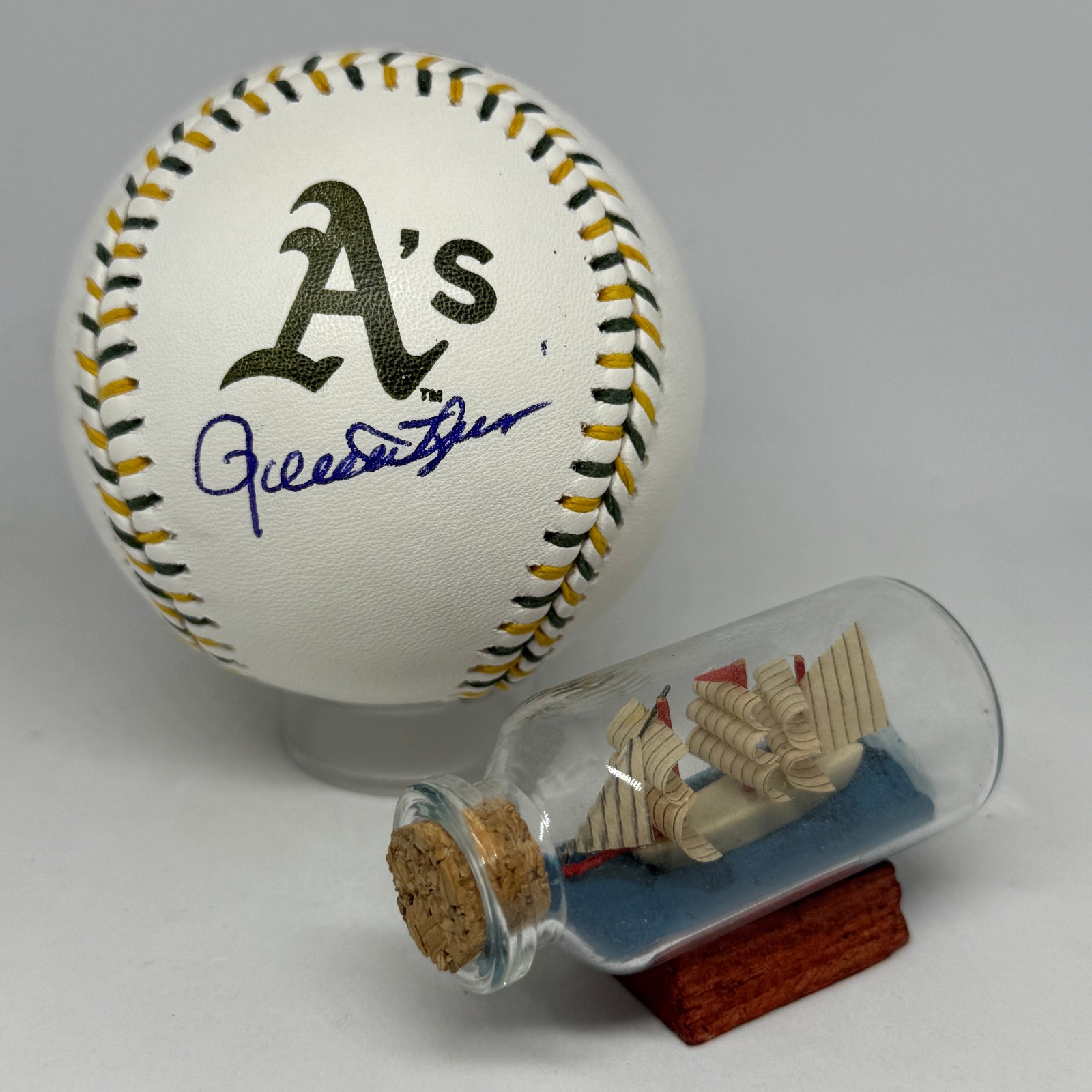 Rollie Fingers signed Rawlings A's Team Stitch Logo Baseball JSA COA HOF A3905