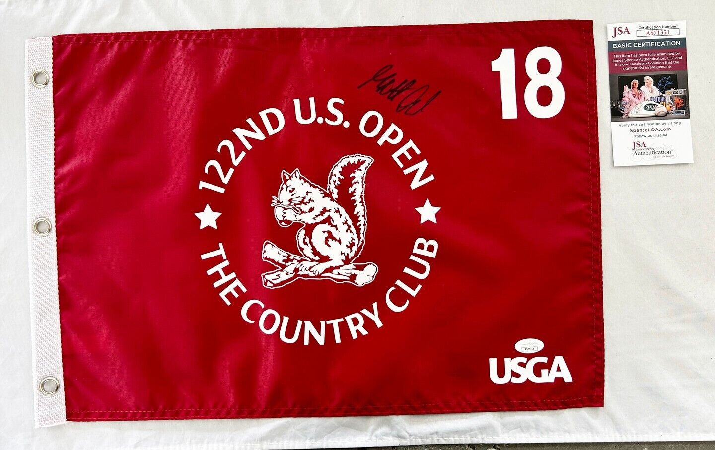 Matthew Fitzpatrick Signed 2022 US Open Flag JSA 3 COA