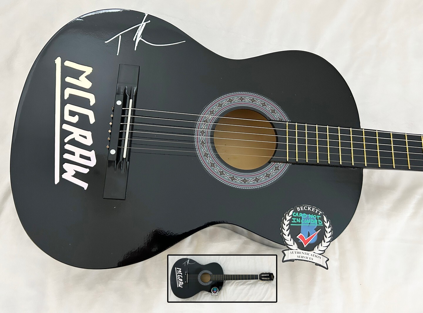Tim McGraw Signed Guitar Beckett BAS COA