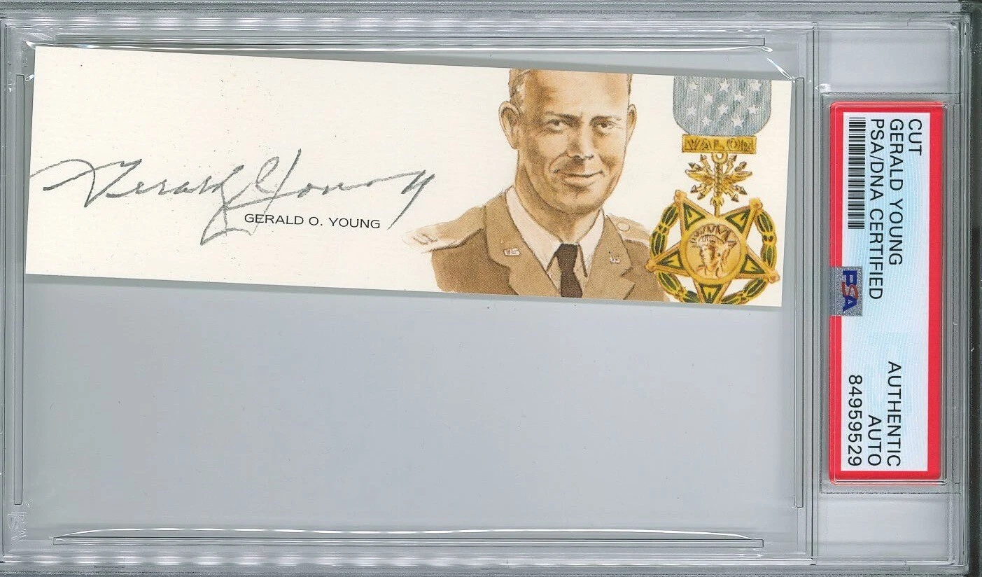 GERALD YOUNG SIGNED CUT SIGNATURE PSA DNA (D) WWII MOH