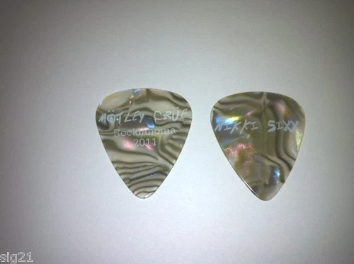 Motley Crue Nikki Sixx Rocklahoma Shell Guitar Pick