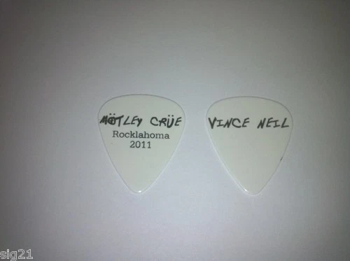 Motley Crue Vince Neil Rocklahoma White Guitar Pick