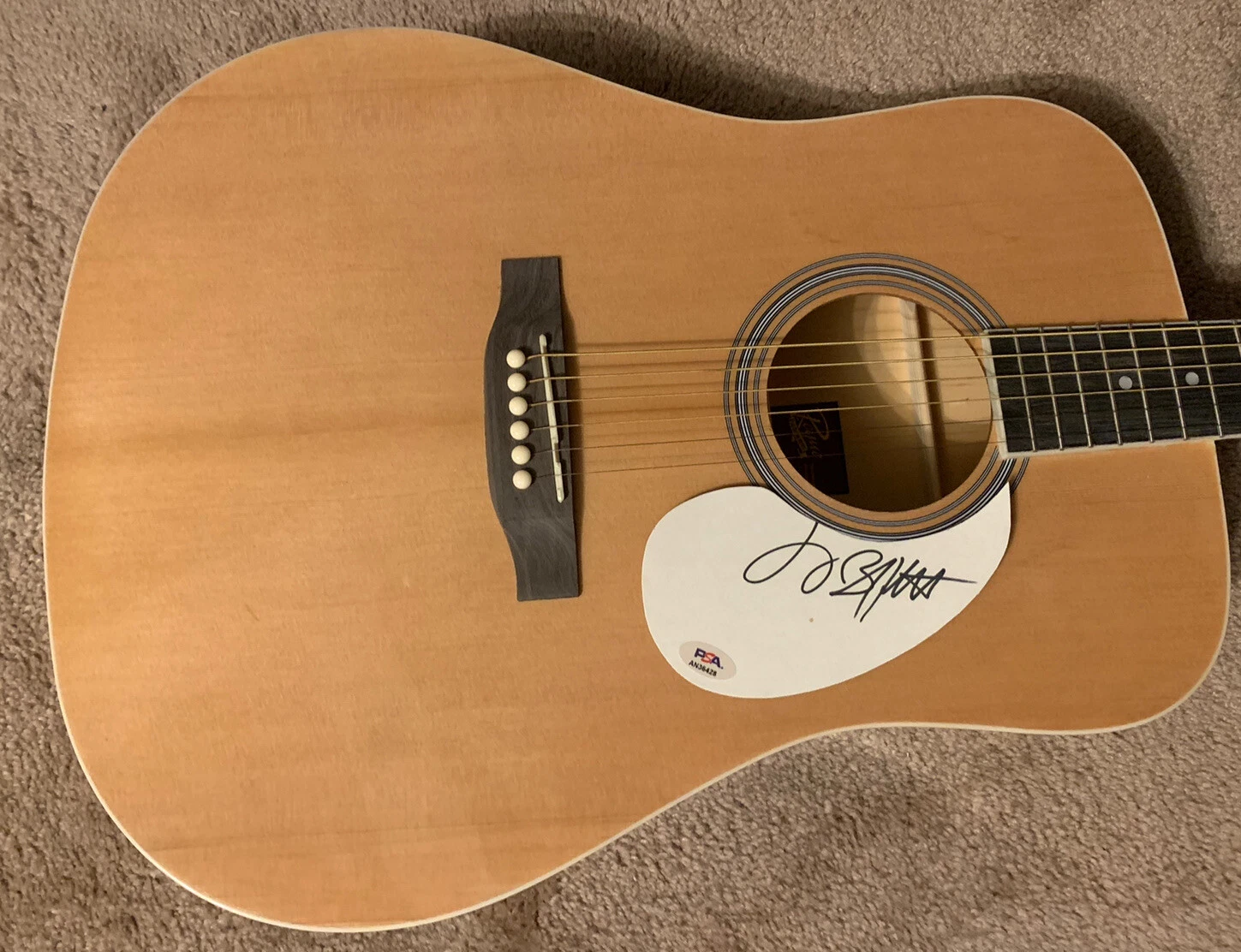 JIMMY BUFFETT MAGARITAVILLE SIGNED AUTOGRAPHED ACOUSTIC GUITAR PSA CERTIFIED COLLECTIBLE MEMORABILIA