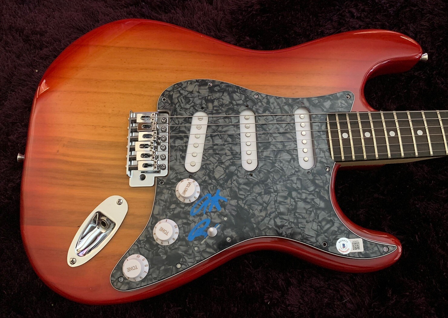 Peter Buck REM R.E.M. Signed Autographed Electric Guitar Beckett Certified