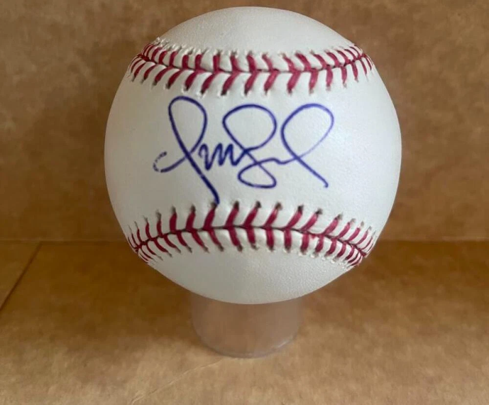 OMAR VIZQUEL INDIANS/MARINERS SIGNED AUTOGRAPHED M.L. BASEBALL BECKETT AUTH