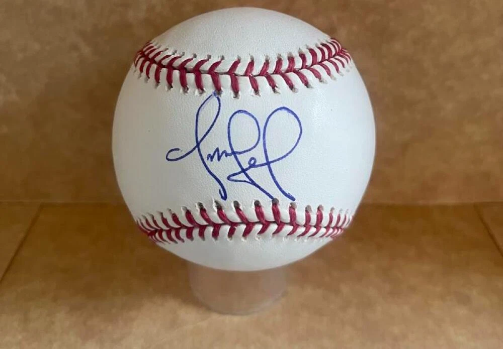 OMAR VIZQUEL INDIANS/MARINERS SIGNED AUTOGRAPHED M.L. BASEBALL BECKETT AUTH