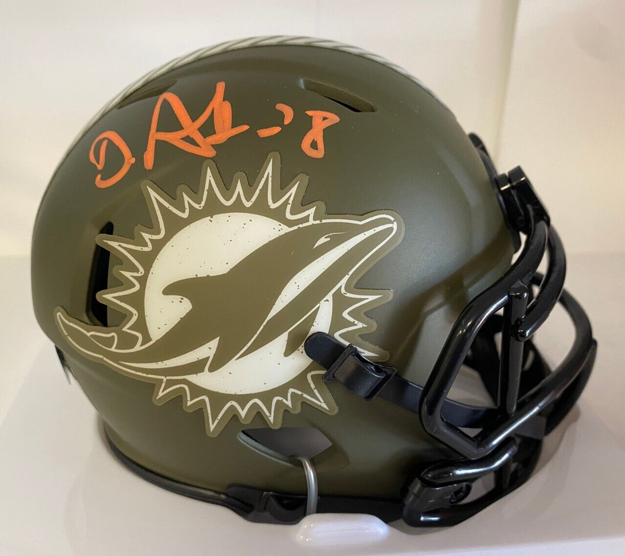 DEVON ACHANE MIAMI DOLPHINS SIGNED AUTOGRAPHED CAMO MINI HELMET BECKETT BAS